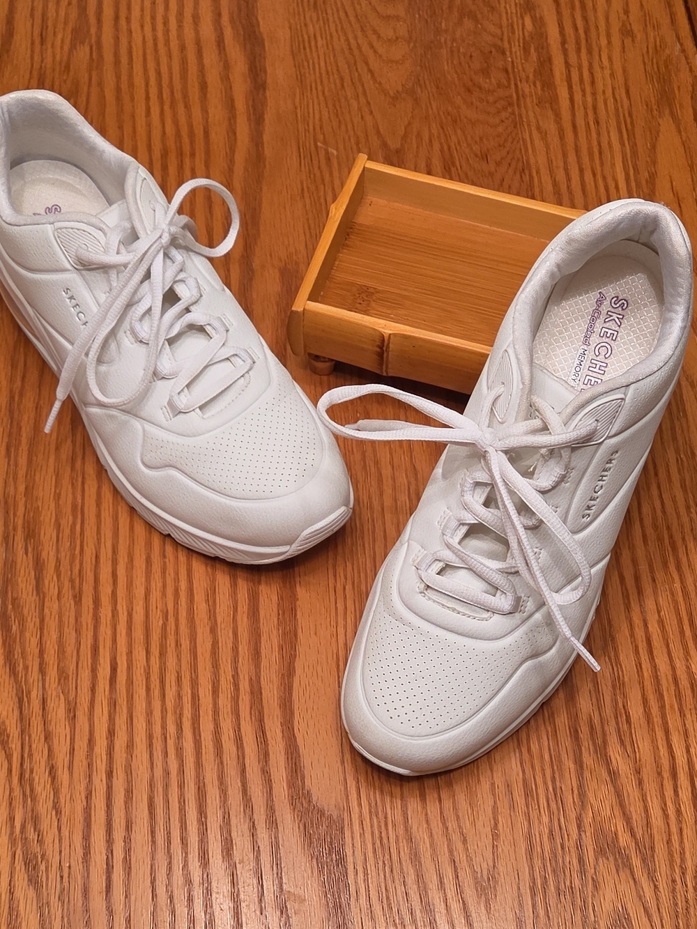 Skechers Women’s White Lace-Up Perforated Comfort Sneakers